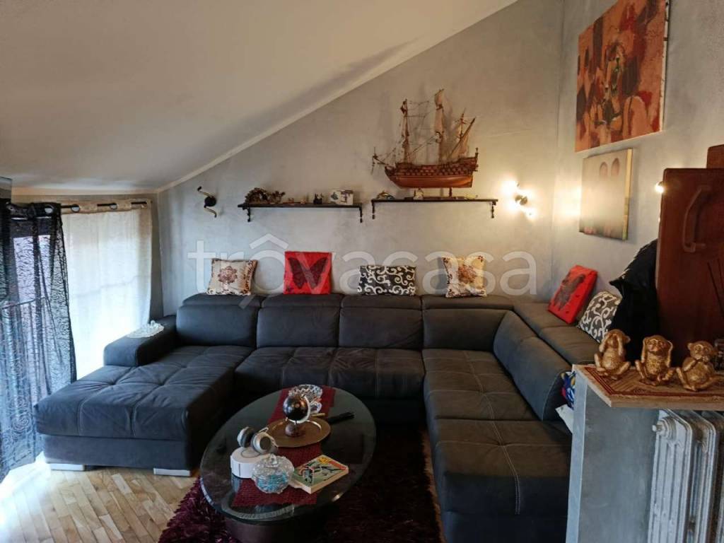 appartamento in vendita a Torino in zona Mirafiori Sud