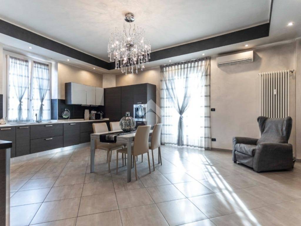appartamento in vendita a Torino in zona Borgata Vittoria