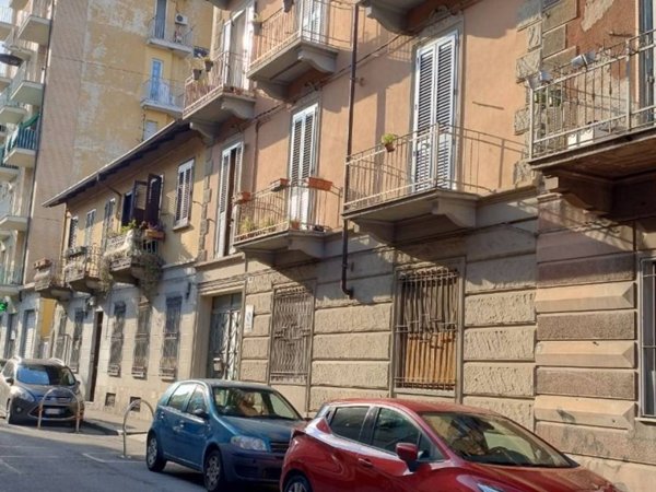 appartamento in vendita a Torino in zona Aurora