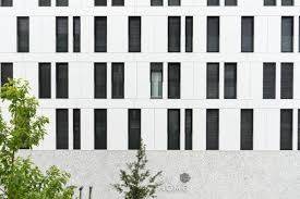 negozio in vendita a Torino in zona Lingotto