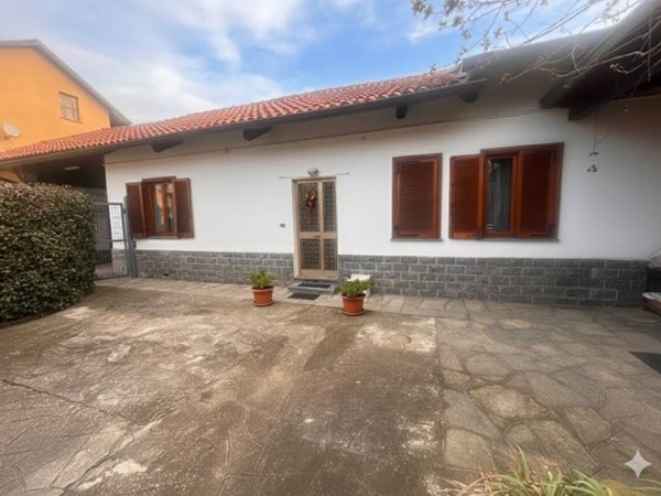 appartamento in vendita a Torino in zona Mirafiori Sud