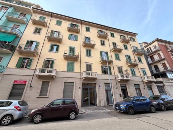 appartamento in vendita a Torino in zona Millefonti
