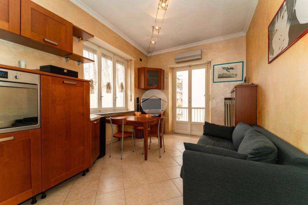 appartamento in vendita a Torino in zona Parella