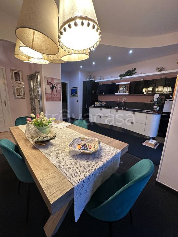 appartamento in vendita a Torino in zona Crocetta