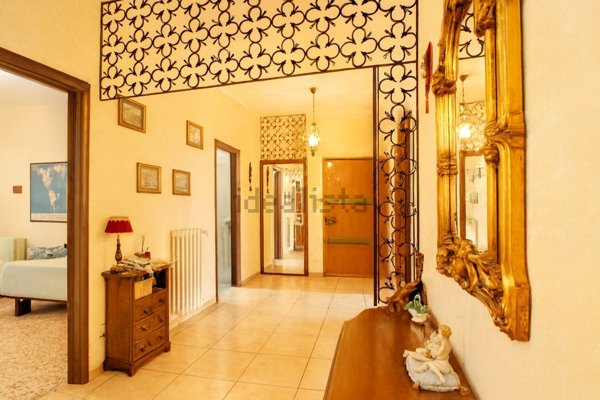 appartamento in vendita a Torino in zona Mirafiori Nord