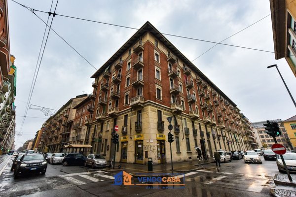 appartamento in vendita a Torino in zona Millefonti