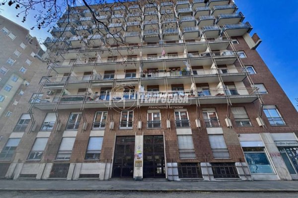 appartamento in vendita a Torino in zona Lingotto