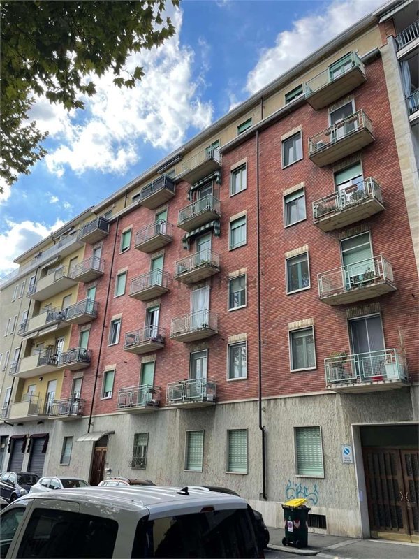 appartamento in vendita a Torino in zona Pozzo Strada