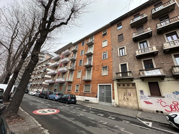 appartamento in vendita a Torino in zona Borgo San Paolo