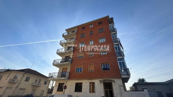 appartamento in vendita a Torino in zona Mirafiori Sud