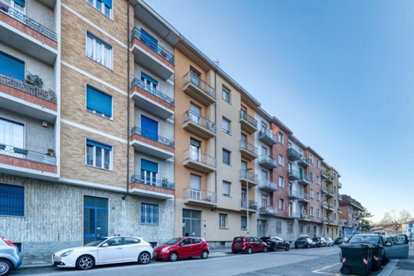 appartamento in vendita a Torino in zona Lucento