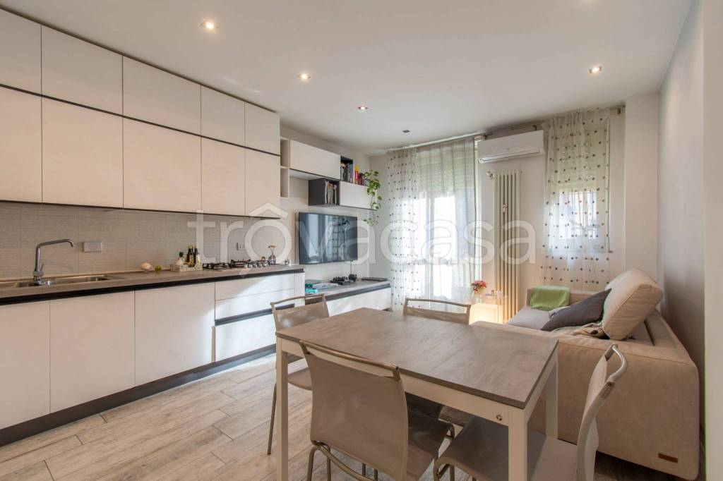 appartamento in vendita a Torino in zona Parella