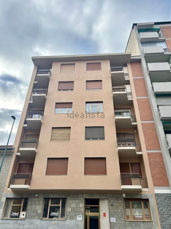 appartamento in vendita a Torino in zona Santa Rita