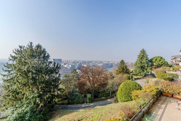 appartamento in vendita a Torino in zona Precollina