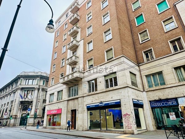 ufficio in vendita a Torino in zona Centro Storico