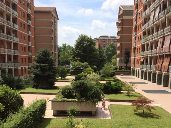 appartamento in vendita a Torino in zona Mirafiori Nord