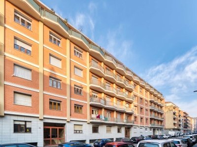 appartamento in vendita a Torino in zona Cenisia