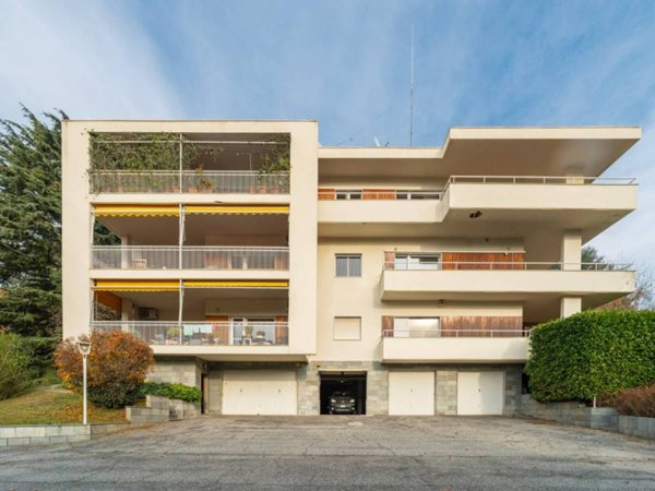 appartamento in vendita a Torino in zona Superga