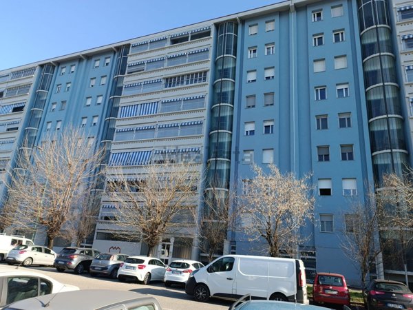 appartamento in vendita a Torino in zona Borgata Vittoria