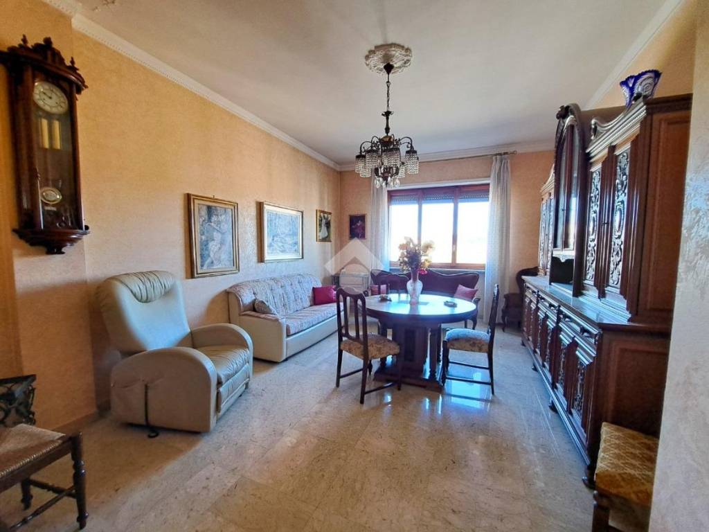 appartamento in vendita a Torino in zona Santa Rita