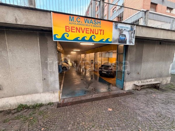 negozio in vendita a Torino in zona Borgo San Paolo