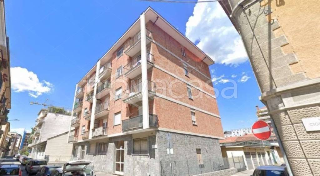 negozio in vendita a Torino in zona Vanchiglia