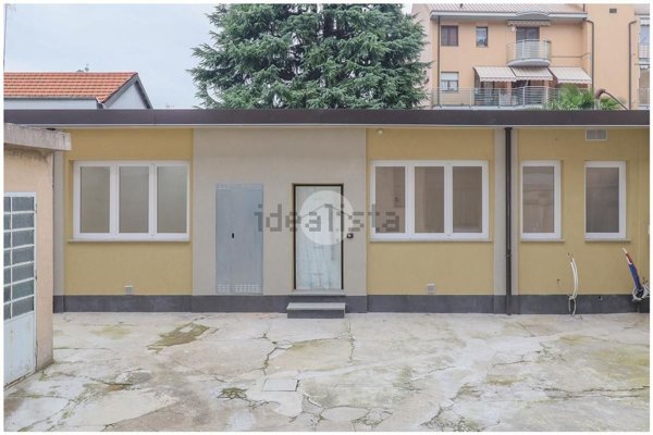 casa indipendente in vendita a Torino in zona Lucento