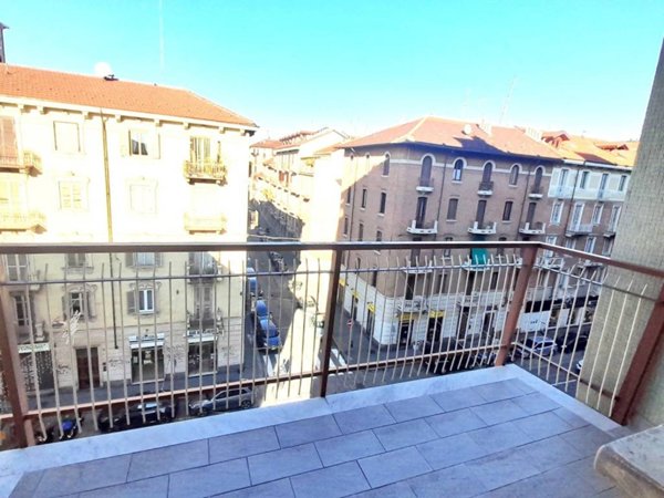 appartamento in vendita a Torino in zona Borgo San Paolo