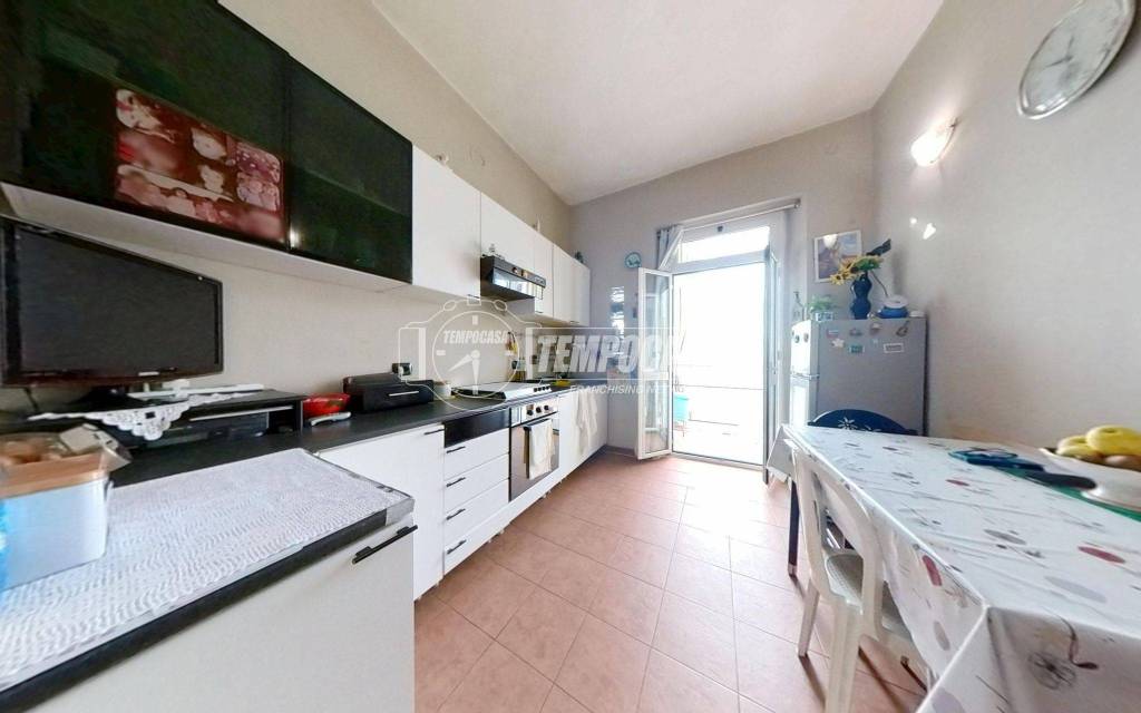 appartamento in vendita a Torino in zona Borgata Vittoria