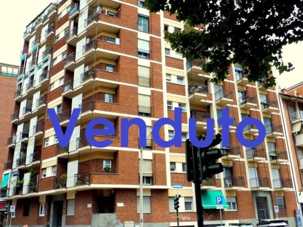 appartamento in vendita a Torino in zona Santa Rita