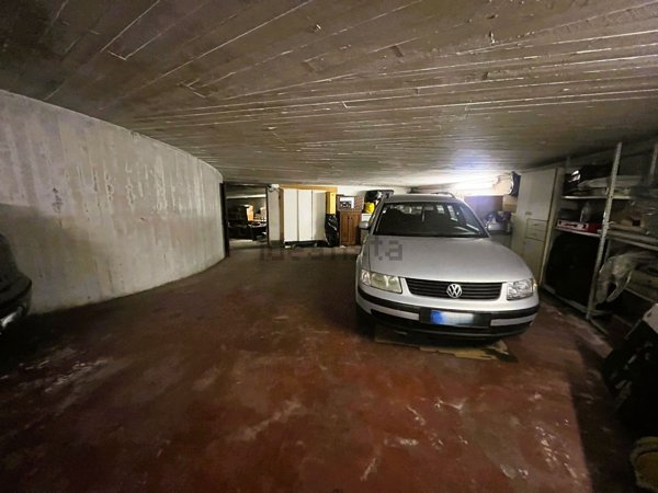 locale di sgombero in vendita a Torino in zona San Donato