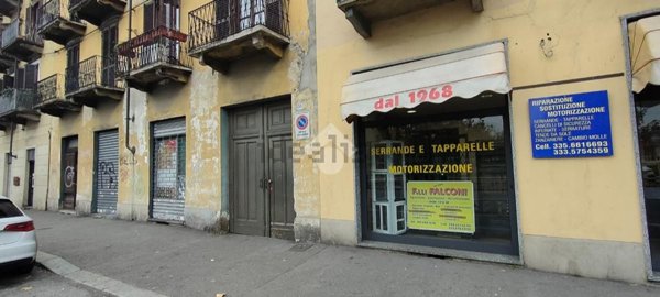 locale di sgombero in vendita a Torino in zona Barriera di Milano
