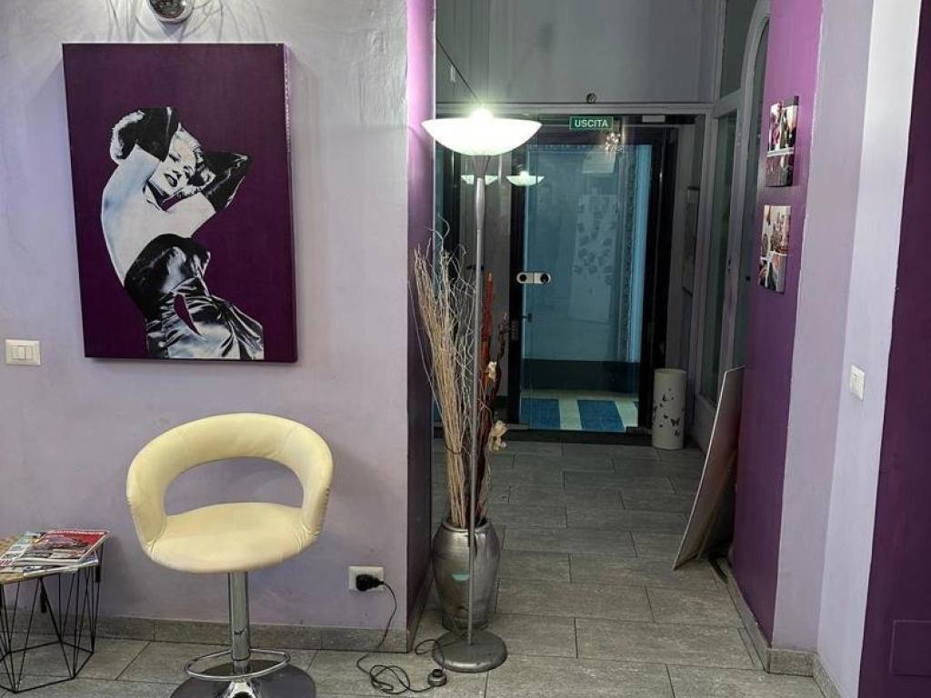 negozio in vendita a Torino in zona San Salvario