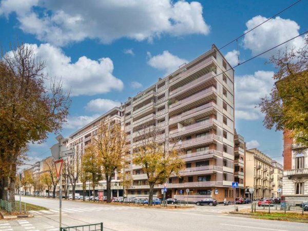 ufficio in vendita a Torino in zona Centro Storico