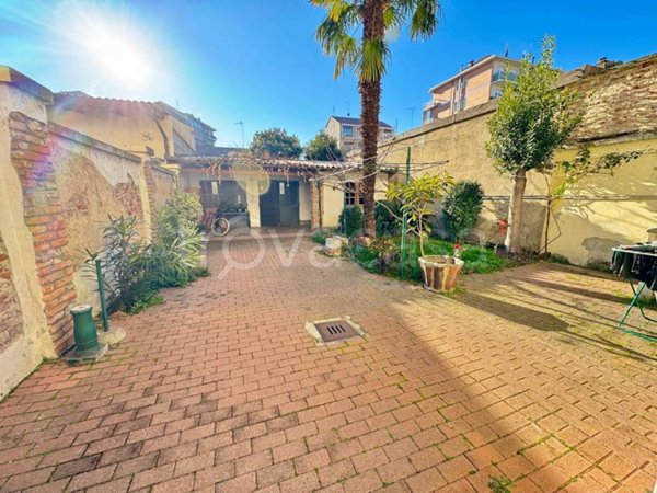 casa indipendente in vendita a Torino in zona Parella