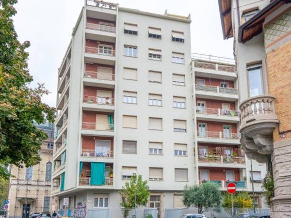 appartamento in vendita a Torino in zona Cit Turin