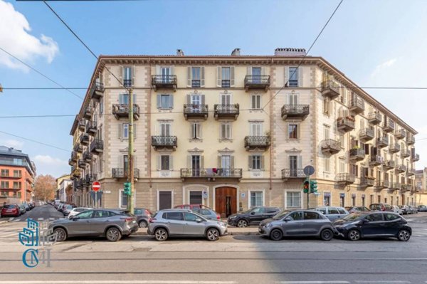 appartamento in vendita a Torino in zona Aurora