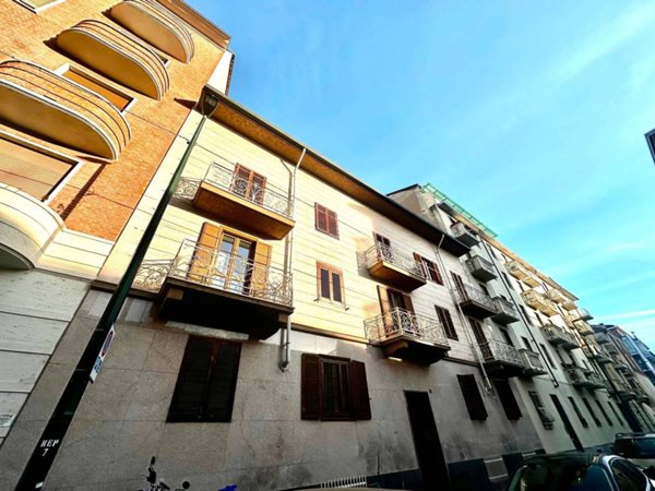 appartamento in vendita a Torino in zona Pozzo Strada