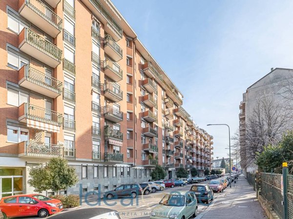 appartamento in vendita a Torino in zona Santa Rita