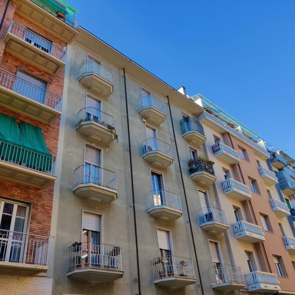 appartamento in vendita a Torino in zona Barriera di Milano