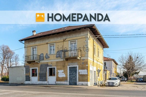 esavano in vendita a Torino