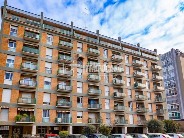 appartamento in vendita a Torino in zona Vallette