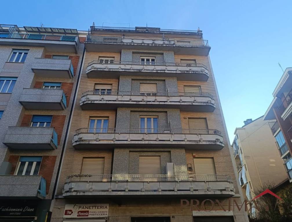 appartamento in vendita a Torino in zona Parella