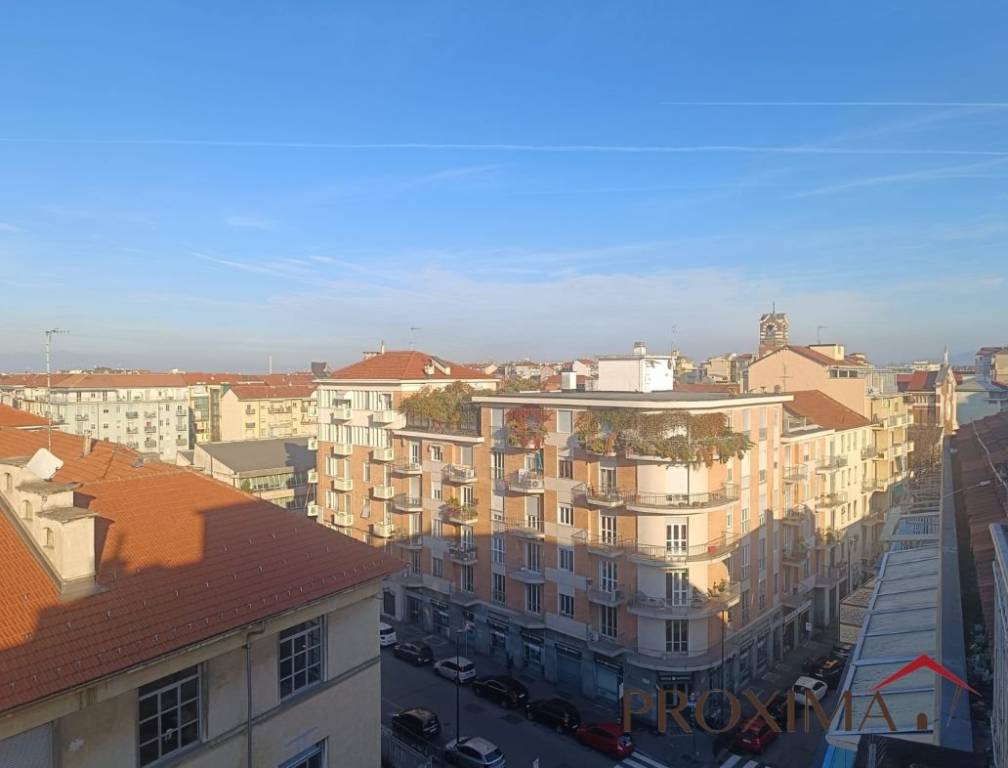 appartamento in vendita a Torino in zona Parella