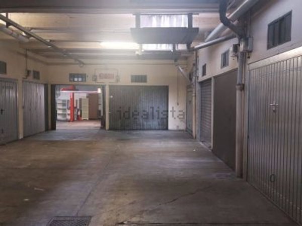 locale di sgombero in vendita a Torino in zona Madonna di Campagna