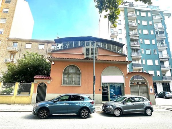 negozio in vendita a Torino in zona Millefonti