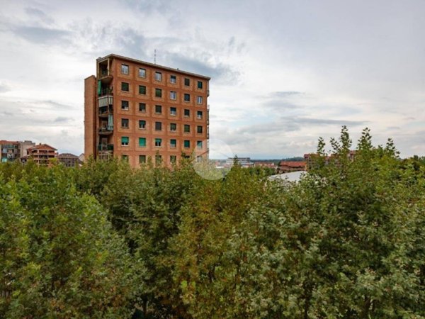 appartamento in vendita a Torino in zona Borgata Vittoria