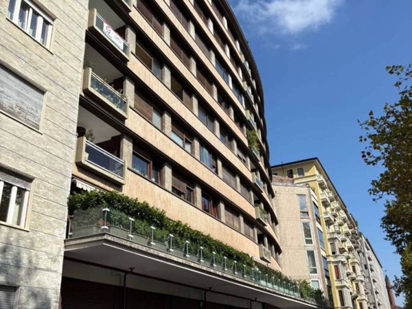 appartamento in vendita a Torino in zona San Salvario