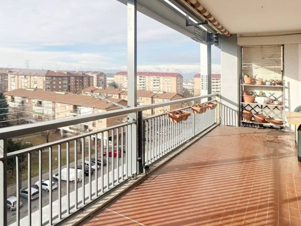 appartamento in vendita a Torino in zona Mirafiori Sud