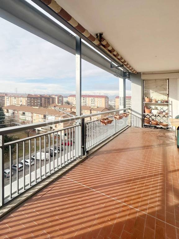 appartamento in vendita a Torino in zona Mirafiori Sud